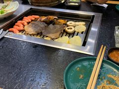 -臻牛烤肉