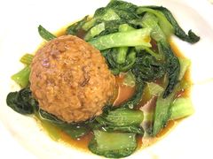 季市大肉圆-老季市·三代非遗传承·地标美食老汁鸡(工农路店)