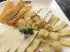 -何鲜菇火锅(大营盘店)