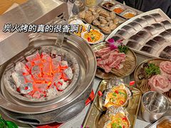 -围炉肉舍•炭烤活鳗•丹东海鲜烤肉(步行街店)