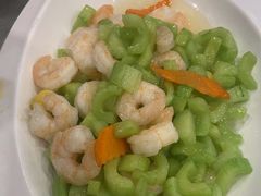 -鑫巴蜀小镇 · 水煮鱼专研店(玉桥店)
