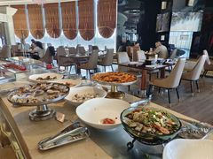 -荣誉国际酒店-云顶旋转餐厅