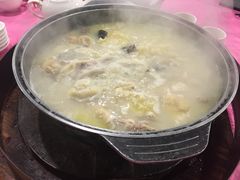 -侠成水上农庄(工业大道店)