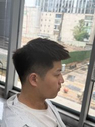 -藤野造型烫染·漂发