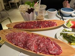 -左庭右院鲜牛肉火锅(金山万达店)