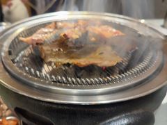 -围炉肉舍•炭烤活鳗•丹东海鲜烤肉(步行街店)