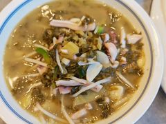 -侬佳蒸菜馆(听潮店)