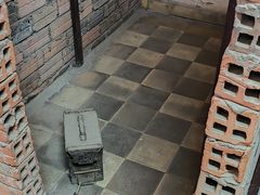 -吐斯廉屠杀博物馆