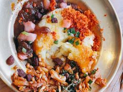 -包整·丝娃娃(一览甲秀楼风景店)