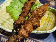 -乡村馕坑肉·烧烤·新疆菜·本地人更爱吃(阿勒泰首店)