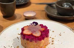 Snow燕 Quinoa Salad