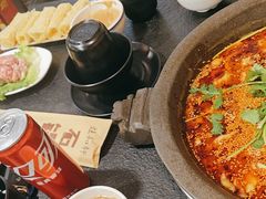 -灶知轩湘西石锅鱼(万佳广场店)