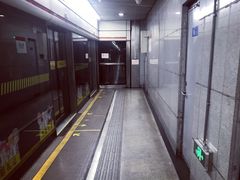 -衡山路(地铁站)