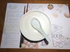 餐具摆设-南小馆(迪士尼小镇店)