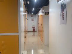 -安东易迷你自助仓储寄存仓库(草桥店)
