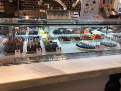 面包甜点陈列柜-GODIVA(印象城店)