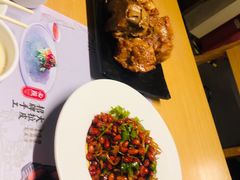 -关东小磨东北菜(上海长风大悦城店)