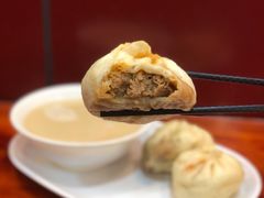 咸蛋黄超人包-老陶包子铺(南大西南村店)