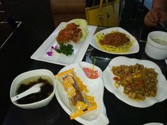 -天塔旋转餐厅