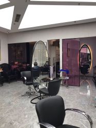 -变画·发型STUDIO