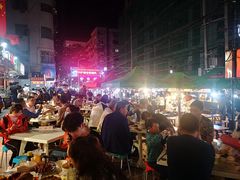 大堂-有奴思烤肉·清真(正宁路店)