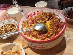 -怪噜范·老贵阳街头名小吃(汇金星力城店)