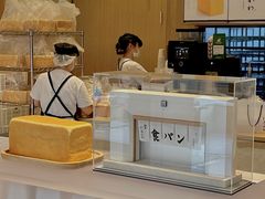 -银座仁志川·生吐司专门店(香港广场店)
