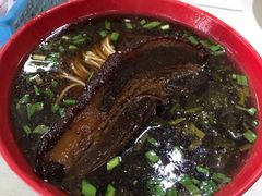 -小龙大肉面馆