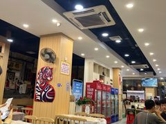 大堂-江城燕子大排档(江汉路步行街店)