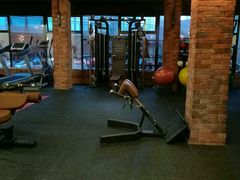 -GYMPLUS私教健身会馆(大悦城店)