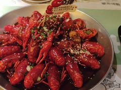 -巴厘龙虾·榜首油焖大虾(音乐学院·沿江酒馆店)