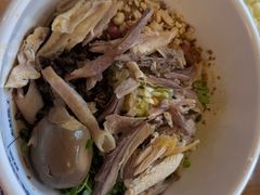 -云阿蛮云南生烫牛肉米线(奉贤路店)