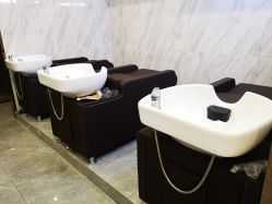 -V HAIR SALON造型