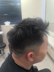 -PE SALON