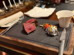 -恰餐厅及酒吧 CHAR Bar & Grill (北京丽都皇冠假日店)