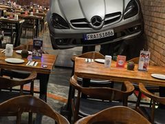 -1886德国汽车餐厅(外滩十六铺码头店)