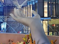 -中航城君尚购物中心