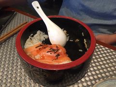 三文鱼亲子饭-乾山寿司(好运街店)