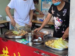 -峰景台亚姨牛杂