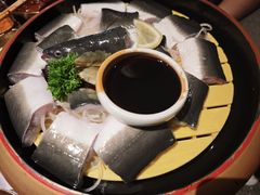 -草家酱蟹炭火烤肉店(珲春南路一店)
