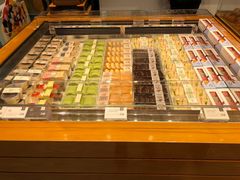 -惠诚滋知(鸿通城店)