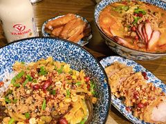 -粉家柳州螺蛳粉(杨宅路店)