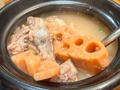 -莲餐厅·湖北菜·潜江小龙虾店(愚园路店)