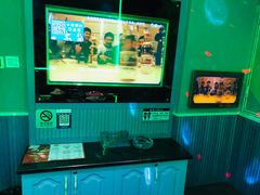 -唯爱KTV聚会餐厅(仙林东城汇店)