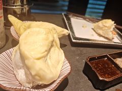 -铭牛烧肉·和牛海鲜自助(高新月牙湖店)