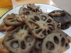 -李双猪·小龙虾·烧烤·羊肉煲(乐山店)