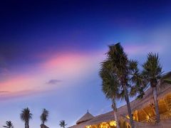 -FINNS Beach Club
