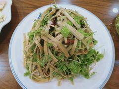 -那家老院子东北菜·饺子·小鸡炖蘑菇(艳华街店)