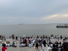 -巴陵广场