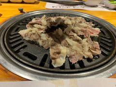 -唯成•韩国炭火烤肉 유성고기